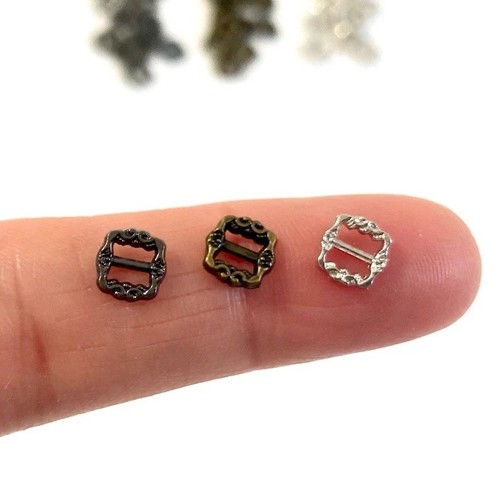 5mm tiny doll clothes - tiny, buckles