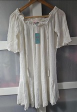 BNWT Size M MATTHEW WILLIAMSON