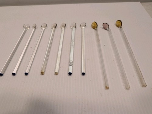 Vntg glass swizzle - 10,