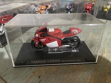 MODEL Die Cast YAMAHA YZR500 MAX BIAGGI 2001 MOTORCYCLE 1/24 MODEL ALTAYA