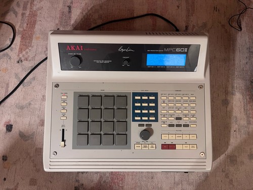 Akai mpc60 mkii legendary - mkii,
