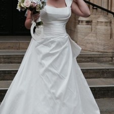 suzanne neville wedding dress