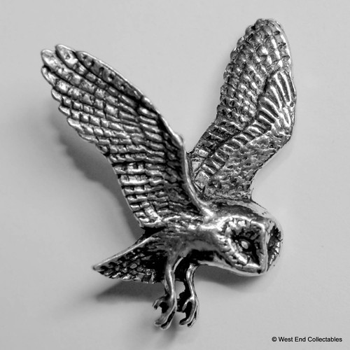Barn owl flight pewter - in, pin