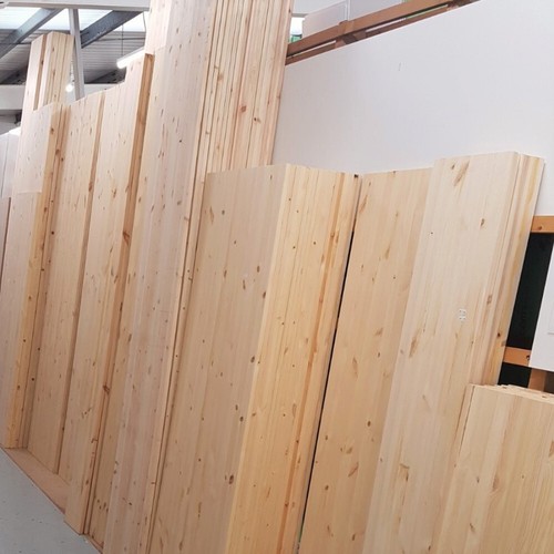 Pine furniture board laminated - pine,