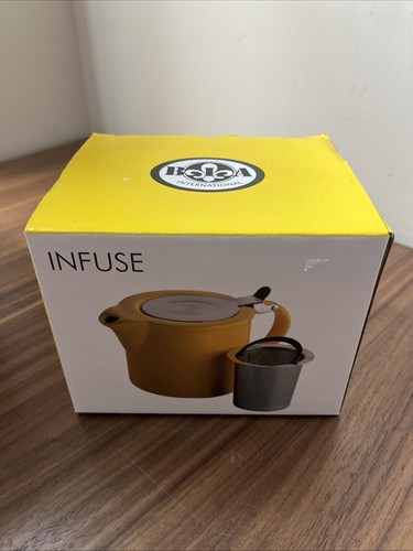 Infuse ceramic teapot - infuse,