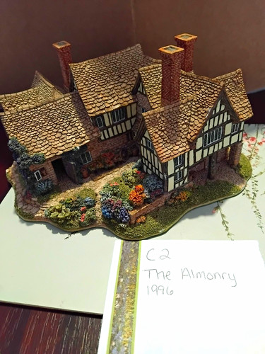 Lilliput lane painted cottage - painted,