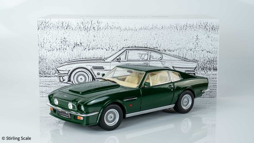 Stirling scale 18 aston - 1:18,
