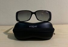 VOGUE SUNGLASSES VO2663-S BLACK - NEW WITH CASE AND CLOTH (SEE DESCRIPTION)