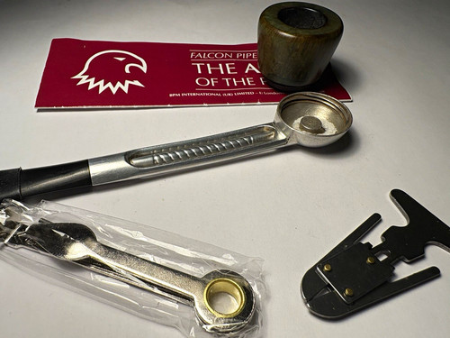 Vintage falcon tobacco - falcon, pipe