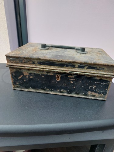 Vintage metal cash - vintage,