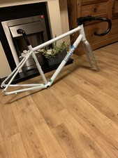 Pinnacle Laterite Framest Size