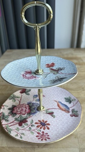 Wedgwood cuckoo two tier - wedgwood,