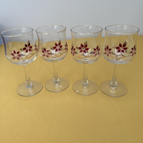 Vintage floral decorated - 4,