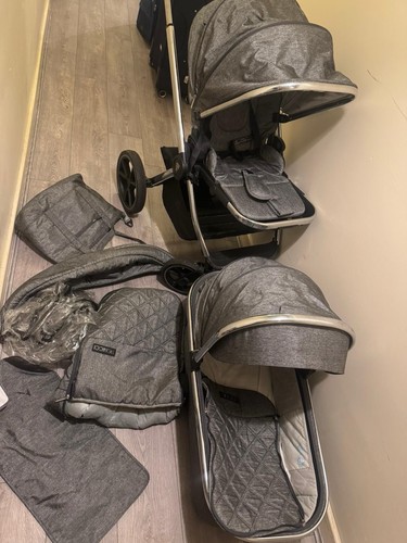 Venicci complete pram set - complete,