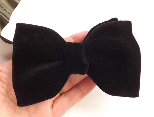 Vintage 1960s 1970s - 1970s, bow