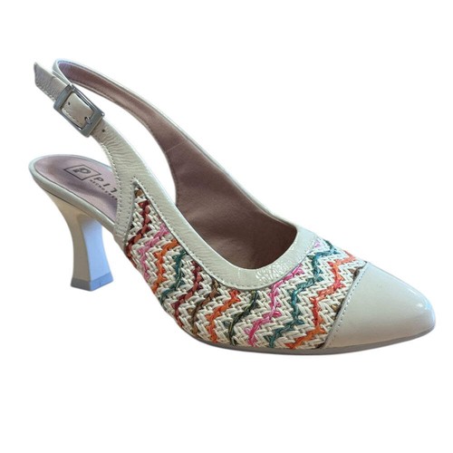 Pitillos 195 beige patent - 11.195,