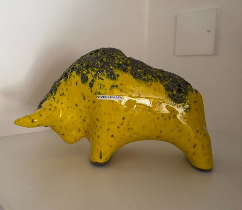 Stunning yellow fat lava - stunning,