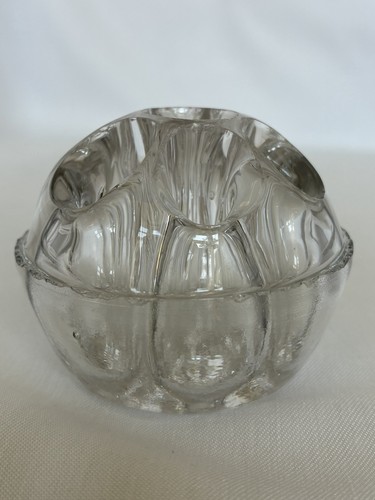 Vintage glass flower frog art - frog,,