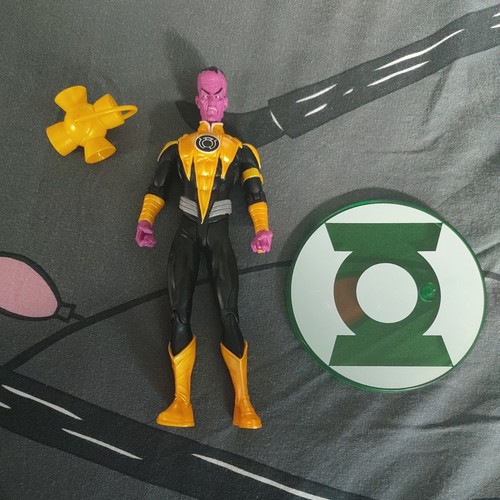 Direct collectibles green - direct,