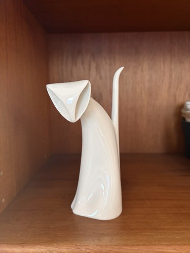 Royal dux porcelain - dux, figurine