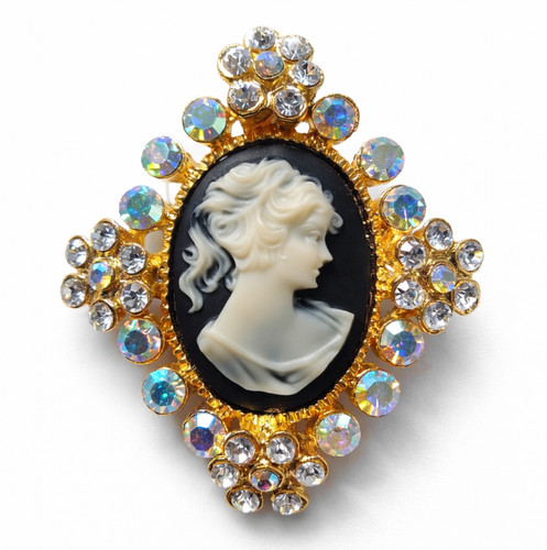 Cameo brooch gold tone crystal - cameo,