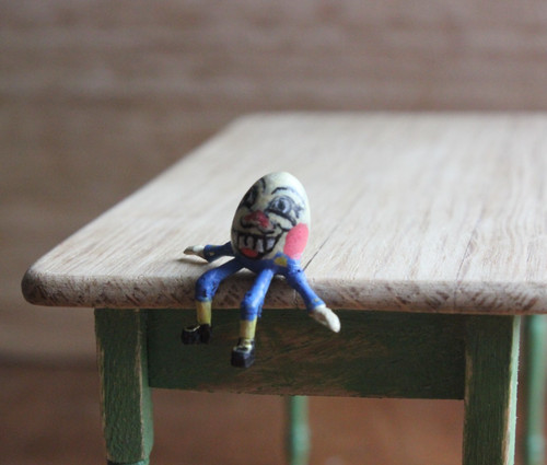 Dolls house miniature - dolls,