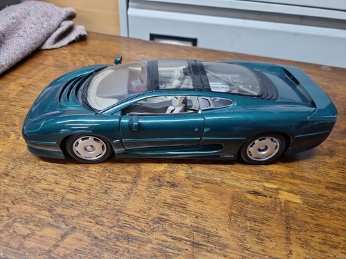 Maisto jaguar xj220 diecast - maisto,