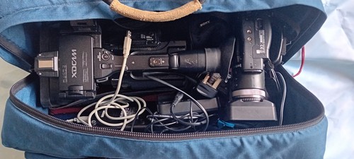 Bundle for sony pmw 100 - bundle, 200