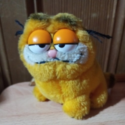 Garfield plush toy 1981 - garfield, 6"
