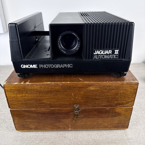 Gnome photographic jaguar - photographic,