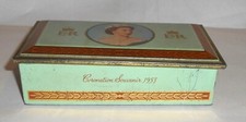 Queen Elizabeth II Coronation 1953 Commemorative Wild Woodbine Cigarette Tin