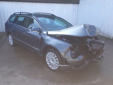 VOLKSWAGEN PASSAT MK5