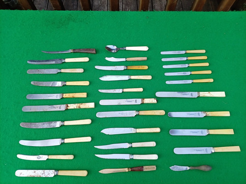 Vintage faux bone handle - faux,