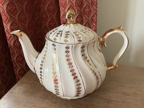 Vintage sadler cream - cream, and