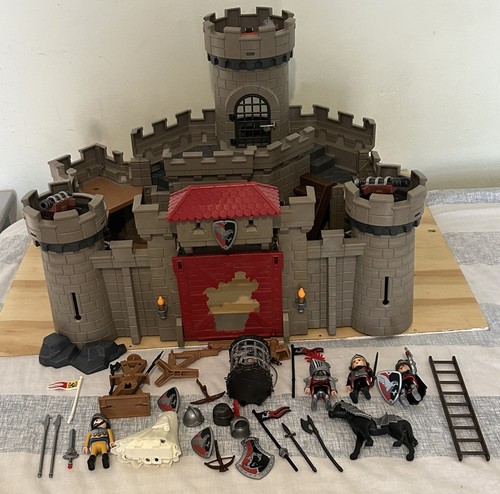 Playmobil hawk knight castle - playmobil,