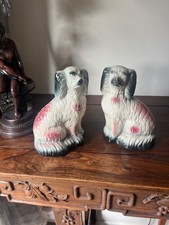 A Pair Of Vintage Porcelain Staffordshire Spaniel Fireplace Dogs Country decor