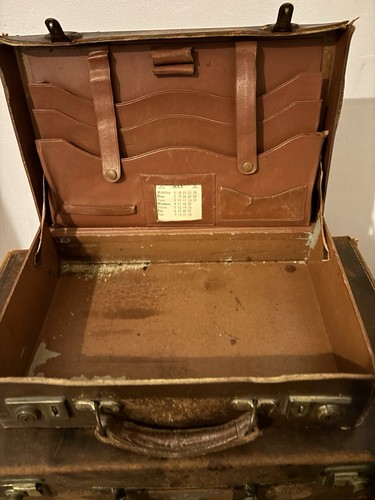 Vintage brown leather - brown,
