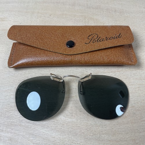 Vintage 1970s polaroid clip - vintage,