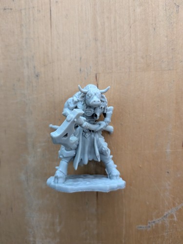 Reaper bones female - female, minotaur