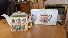 Christopher wren pub teapot - christopher,