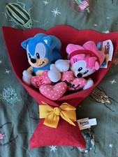 NEW BNWT Sega Sonic the