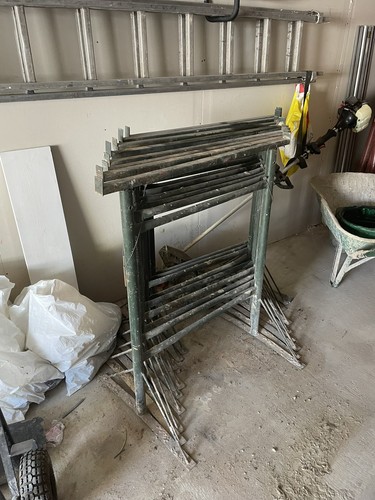 Builders trestles - builders,