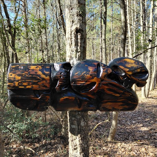 Chainsaw carving american - chainsaw,