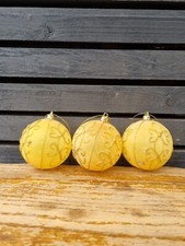 Vintage christmas baubles