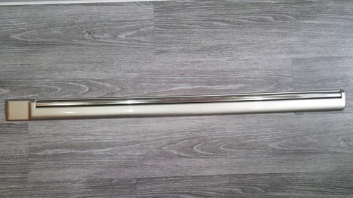 Rover 800 rubbing strip - rubbing,