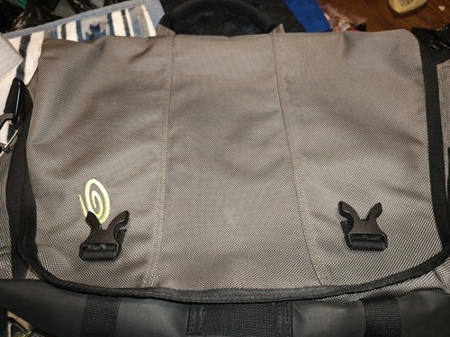 Timbuk2 messenger bag - timbuk2,