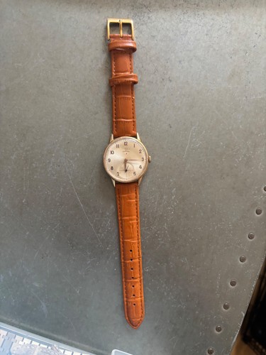 Omega teddington red star - omega,