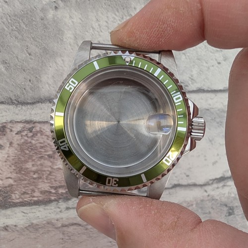 Milsub sapphire watch case 2mm - sapphire,