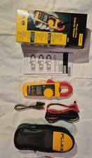Fluke 325 True RMS Clamp Meter