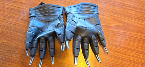 Black monster werewolf claw - werewolf,